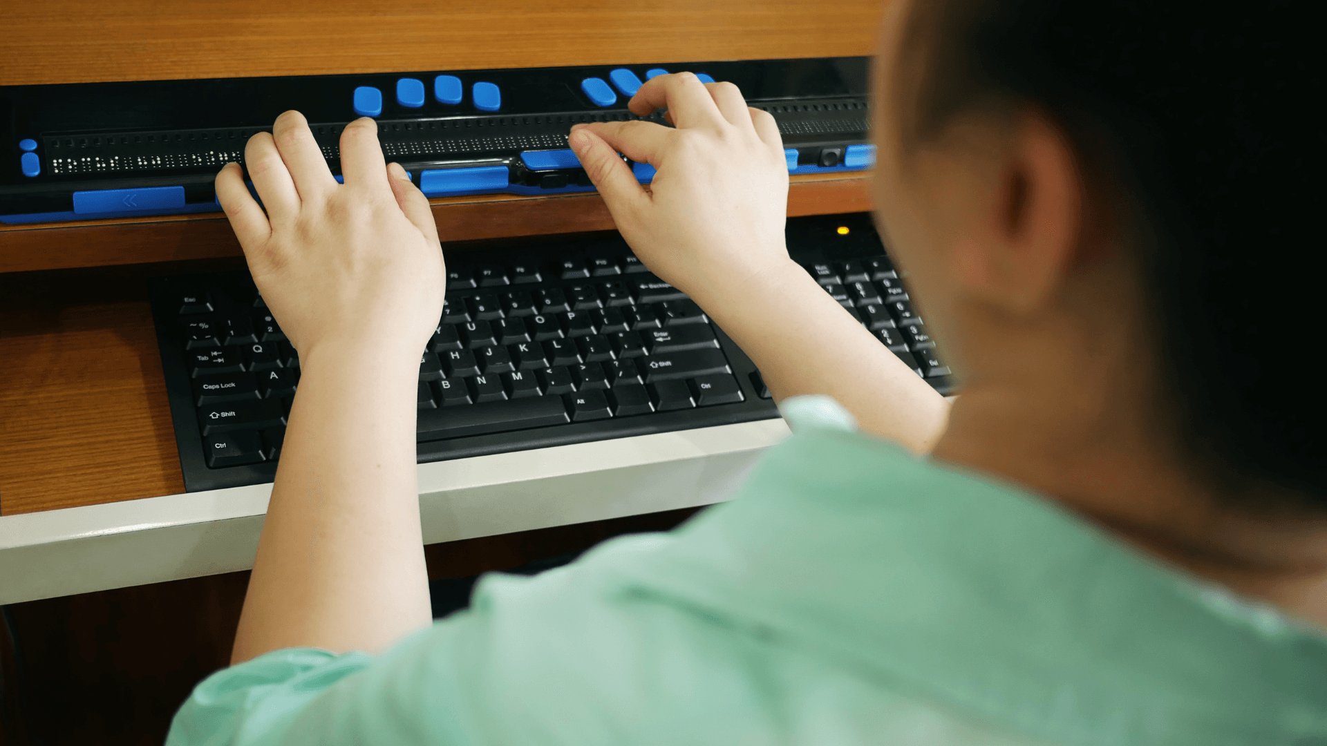 Braille board: Keyboard for the visually impaired