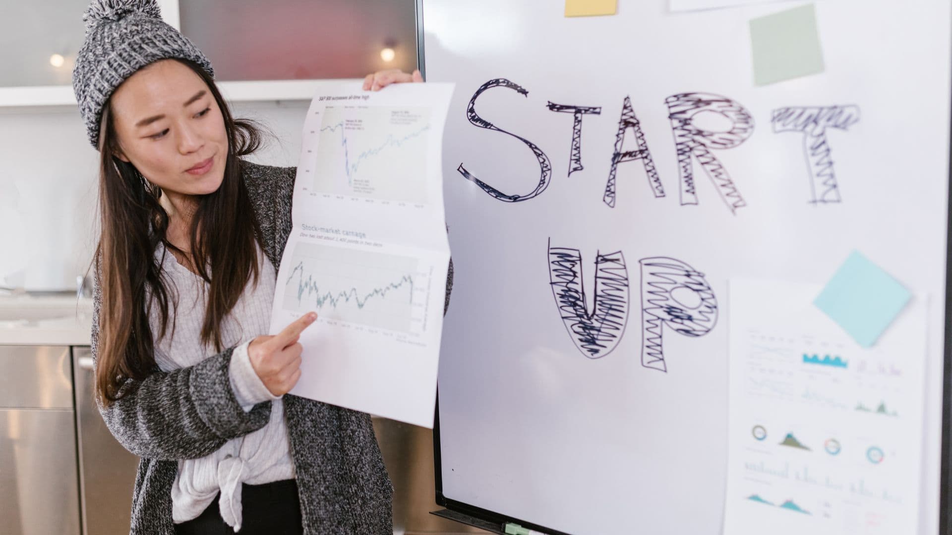 Building a Shark Tank Agent for student pitches